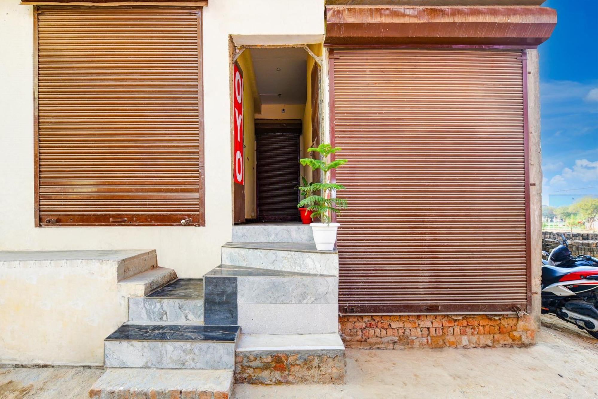 Hotel O Aj Star Hotel Faridabad Exterior foto